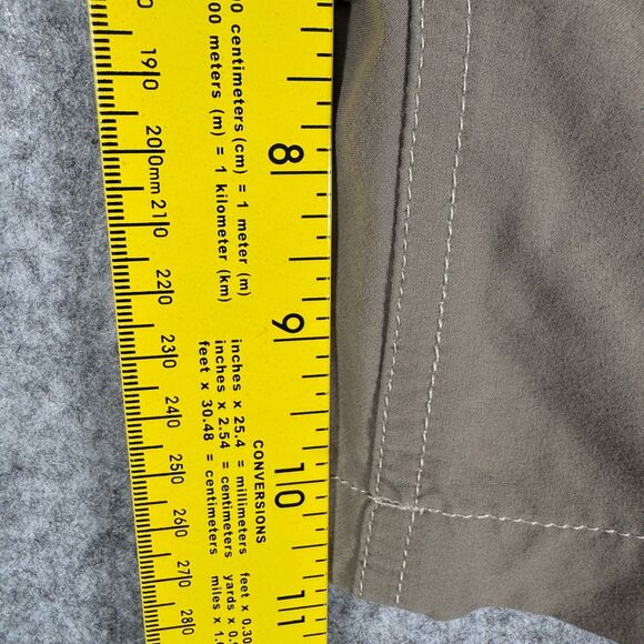 Kuhl Shorts Mens Size 34 Beige Cargo Pockets Outdoor Trail Hike - Picture 13 of 13